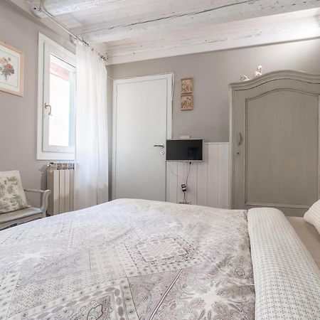 Ca Falier Piccolo - Little Sweet Studio In 10-12 Minutes From Bus&Train Station Lejlighed Venedig Eksteriør billede