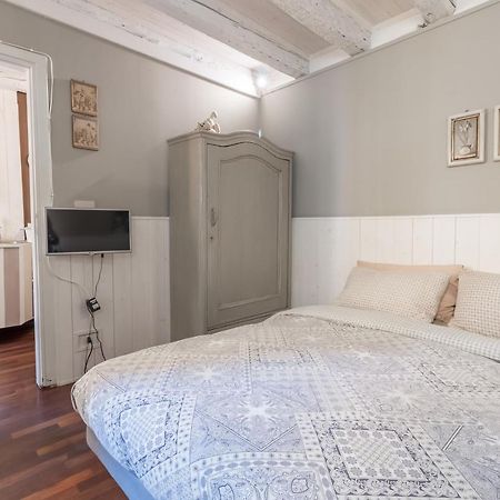 Ca Falier Piccolo - Little Sweet Studio In 10-12 Minutes From Bus&Train Station Lejlighed Venedig Eksteriør billede