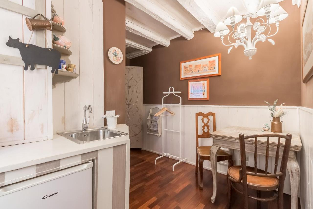 Ca Falier Piccolo - Little Sweet Studio In 10-12 Minutes From Bus&Train Station Lejlighed Venedig Eksteriør billede